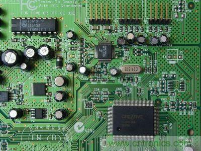 針對(duì)PCB區(qū)塊產(chǎn)生的EMI干擾問題，可使用EMI改善對(duì)策元件重點(diǎn)改善