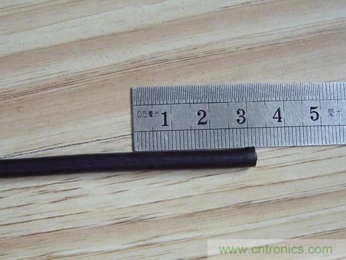 最簡(jiǎn)單使用的天線&mdash;&mdash;罐頭天線，可做正饋大鍋饋源！ 