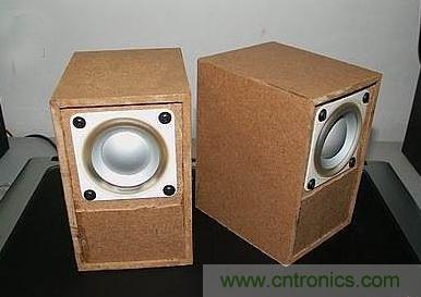 焊接完畢，背面