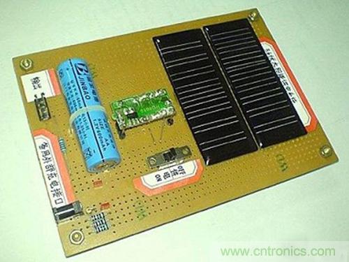 微型太陽能供電板DIY，給手電筒收音機(jī)供電