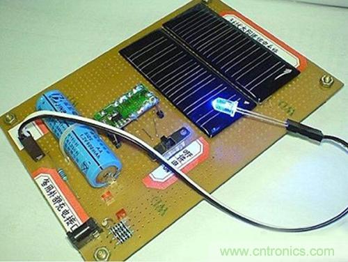 微型太陽能供電板DIY，給手電筒收音機(jī)供電