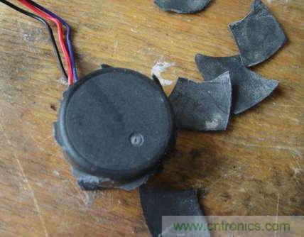 想減少電費(fèi)嗎？DIY一個(gè)迷你風(fēng)力發(fā)電機(jī)吧