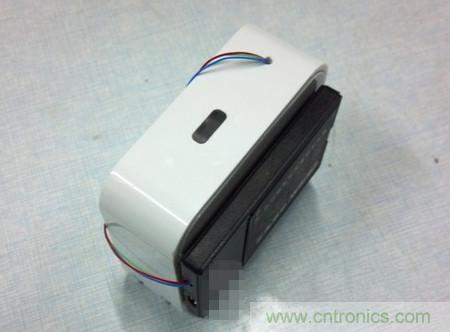 DIY:自制自帶電池供電的無線路由器