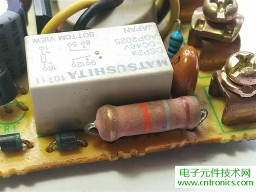 漏電保護(hù)器拆解：結(jié)構(gòu)有差異，做工不錯