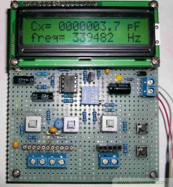 DIY集電容、電感和頻率為一體的測量儀器