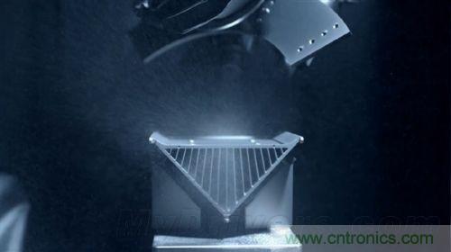 顛覆傳統(tǒng)設計，蘋果全新Mac Pro生產(chǎn)線探秘