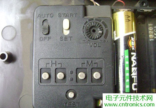 拆個老古董，日本精工石英電子掛鐘拆解