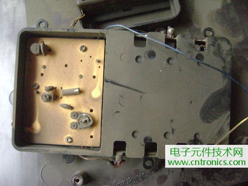 拆個老古董，日本精工石英電子掛鐘拆解