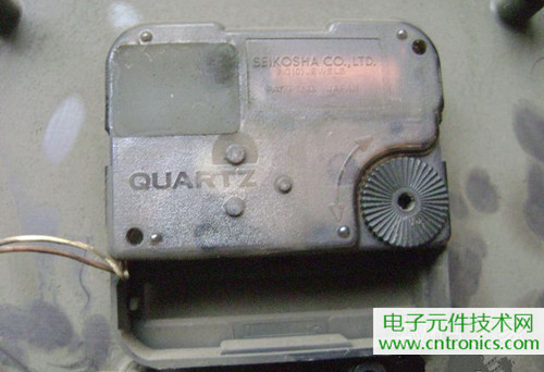 拆個老古董，日本精工石英電子掛鐘拆解