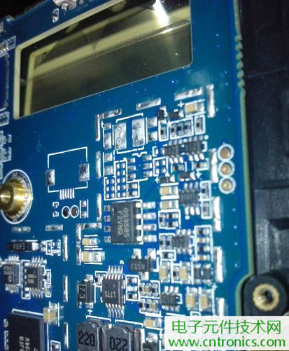 不怕摔的電紙書！一款柔性屏電子書閱讀器拆解