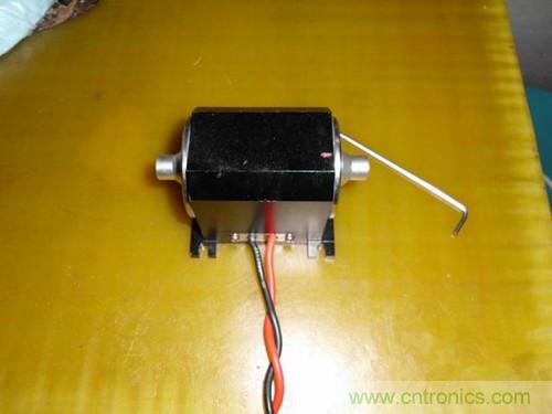 這貨一萬三？50W半導(dǎo)體激光模塊拆解