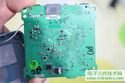 【拆解】不如小米？愛奇藝盒子全網首拆