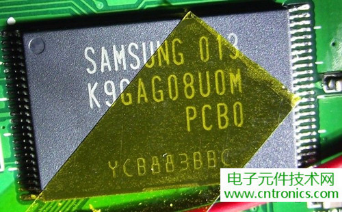 探秘電子紙！一款電紙書的電子墨水屏拆解