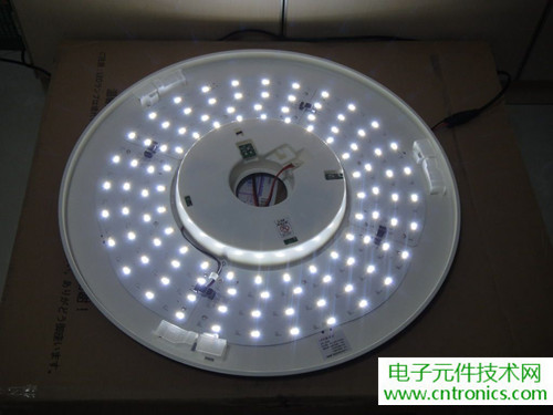 高端大氣上檔次！智能遙控調(diào)光LED吸頂燈拆解