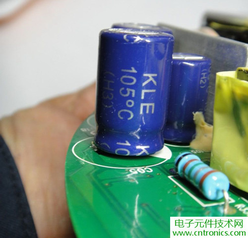 高端大氣上檔次！智能遙控調(diào)光LED吸頂燈拆解