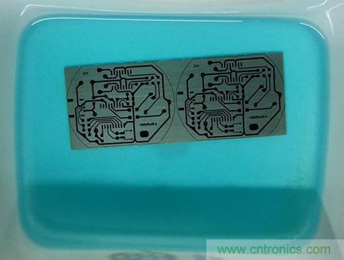 不足10元！低成本DIY便攜USB音箱