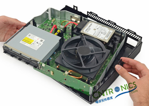 不容錯(cuò)過！大神級拆解力作：X-BOX ONE 解密內(nèi)部結(jié)構(gòu)!！