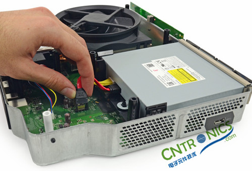 不容錯(cuò)過！大神級拆解力作：X-BOX ONE 解密內(nèi)部結(jié)構(gòu)!！