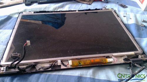 創(chuàng)意DIY：將筆記本大卸八塊做成臺式機！