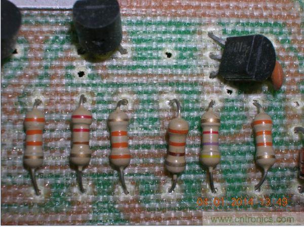 巧奪天工！大神利用山寨功放為高性價比逆變器"穿新衣"