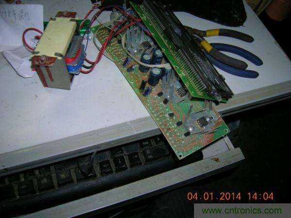 巧奪天工！大神利用山寨功放為高性價比逆變器&ldquo;穿新衣&rdquo;