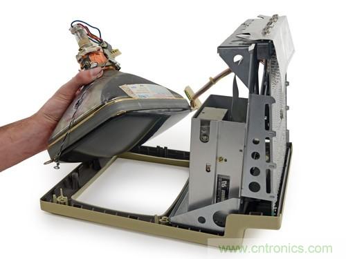 拆！古董級Macintosh 128K電腦