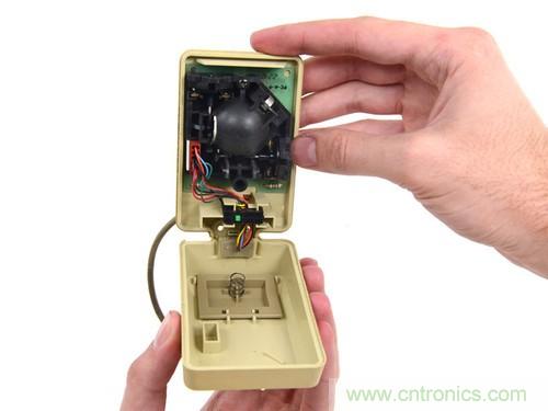 拆！古董級Macintosh 128K電腦