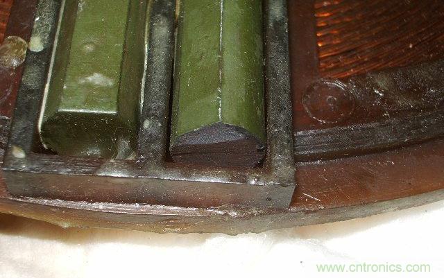 過(guò)去的質(zhì)量良心，百合花牌電磁爐拆解