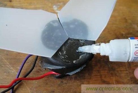 創(chuàng)意DIY！迷你風(fēng)力發(fā)電機(jī)！