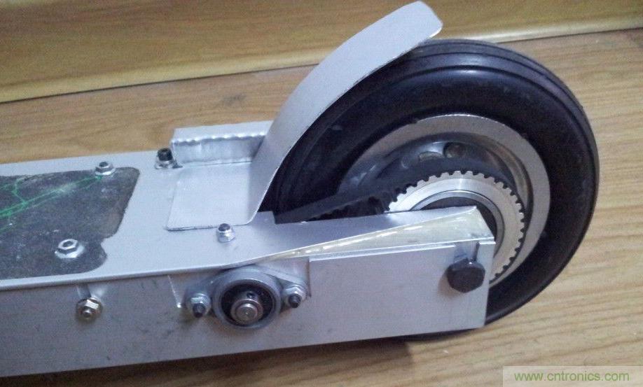 能工巧匠！DIY屬于你的電動滑板車！