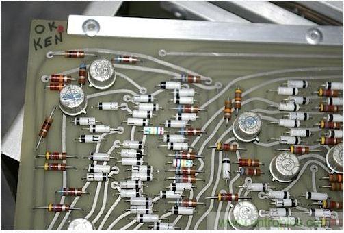 經(jīng)典懷舊拆解！歷史彌留的可編程科學計算器 from 1966