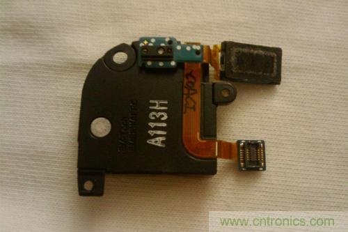 手機中小孔&ldquo;暗藏天機&rdquo;？距離傳感器的大學(xué)問