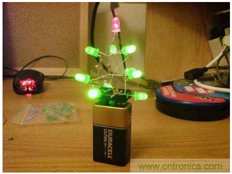 害怕圣誕節(jié)沒(méi)創(chuàng)意？看看發(fā)燒友們?cè)趺催^(guò)圣誕