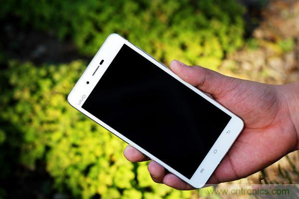 有圖有真相！暴拆VIVO X5 MAX,揭秘&ldquo;最薄之謎&rdquo;