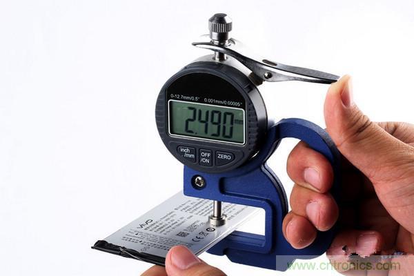 有圖有真相！暴拆VIVO X5 MAX,揭秘&ldquo;最薄之謎&rdquo;