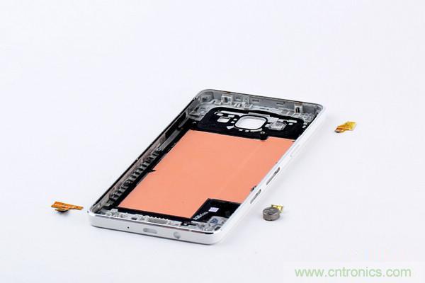 拆解狂魔荼毒新機(jī)三星金屬Galaxy A5，看槽點在何方？