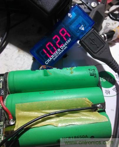 一拆便知！移動電源充電電流如何改造？