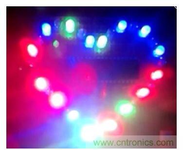 圖 9 &ldquo;心&rdquo;型LED 燈效果圖