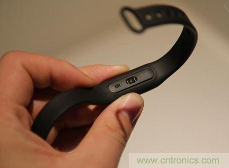 小米手環(huán)光感版體驗(yàn)：便宜實(shí)惠，功能尚可