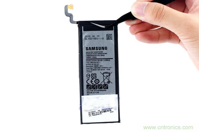 Galaxy Note5拆解，與S系列差距日漸模糊