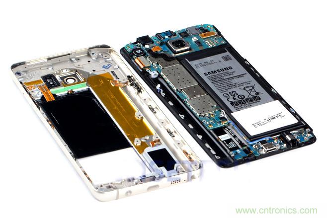 Galaxy Note5拆解，與S系列差距日漸模糊