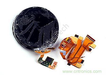 MOTO 360二代智能手表拆解：只有細(xì)節(jié)，沒有亮點