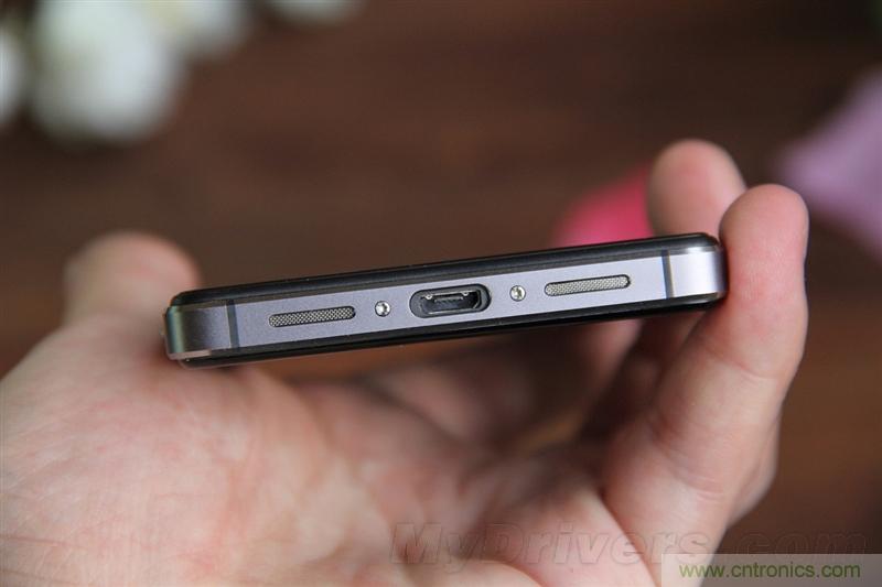 無(wú)邊框的 nubia Z9 ，一款既有驚喜，又有驚艷的智能手機(jī)