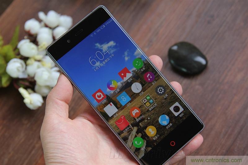 無(wú)邊框的 nubia Z9 ，一款既有驚喜，又有驚艷的智能手機(jī)