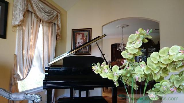 傳奇索尼，憑借Sony Xperia Z5能否在移動市場奪得一席之地？