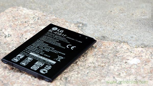 業(yè)界良心 LG V10 評(píng)測(cè):剛毅、冷峻，不失人性化