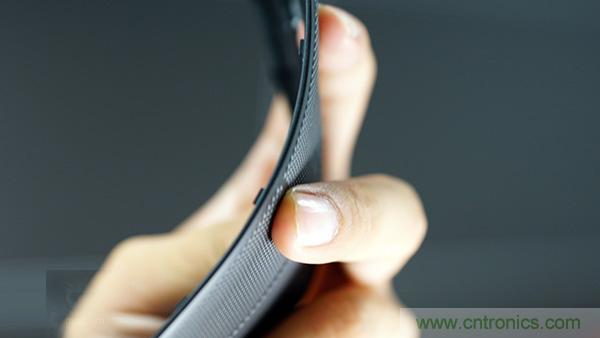 業(yè)界良心 LG V10 評(píng)測(cè):剛毅、冷峻，不失人性化