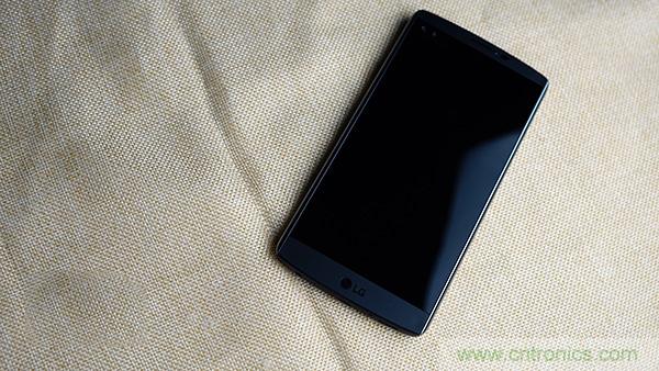 業(yè)界良心 LG V10 評(píng)測(cè):剛毅、冷峻，不失人性化