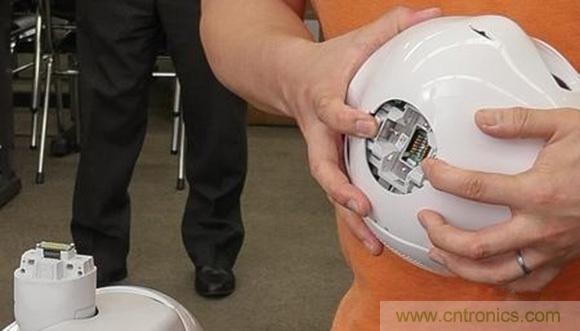 拆解筆記本不過癮，那就來拆拆日本情感機(jī)器人吧！