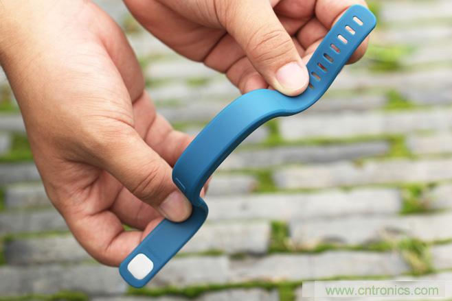 咕咚智能手環(huán)2上手評測：功能齊全，細節(jié)欠缺